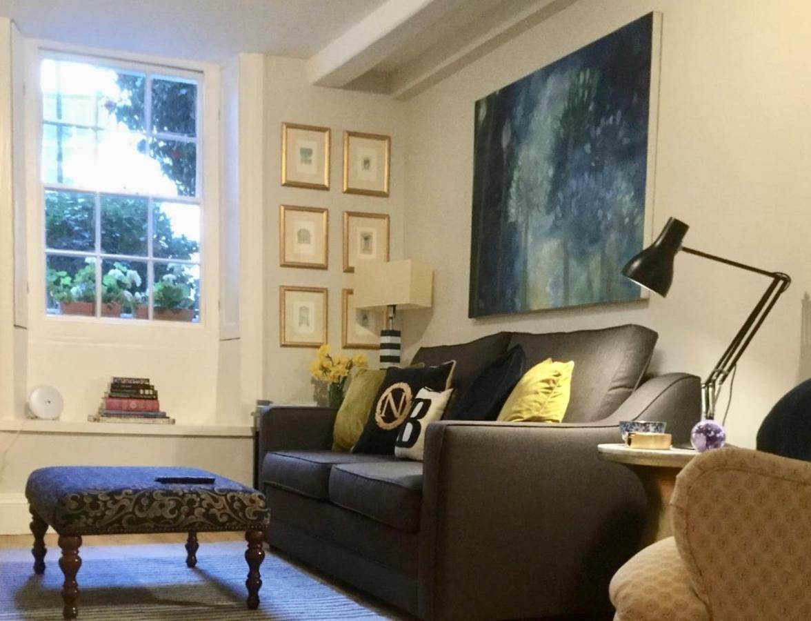Beautiful 1Br Apartment In Historic St Aubin House Buitenkant foto